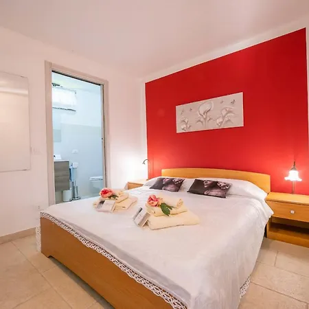 Villa Maria Ganda Appartement *